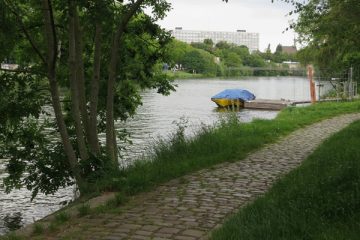 Fußweg entlang der Fulda